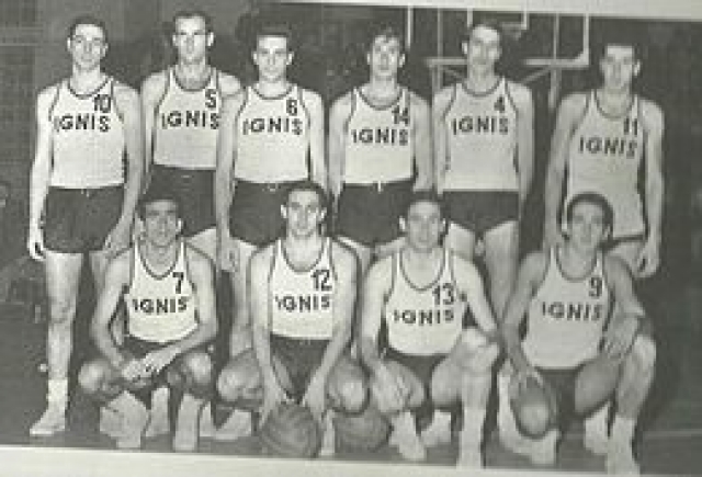 Renato Padovan con la maglia n.9 dell'Ignis nel 1960